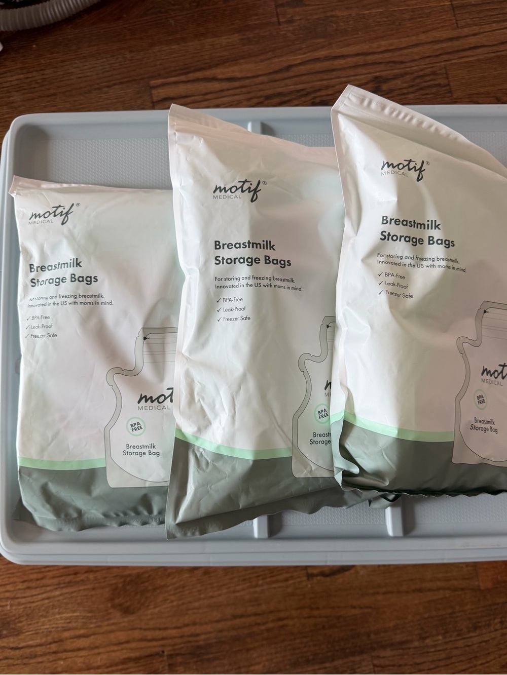 Motif breast milk storage bags x 3